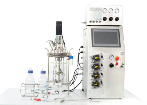Autoclavable glass fermenters