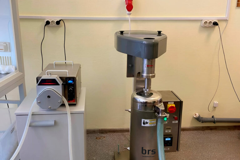 High-speed tubular centrifuge for coliclones production